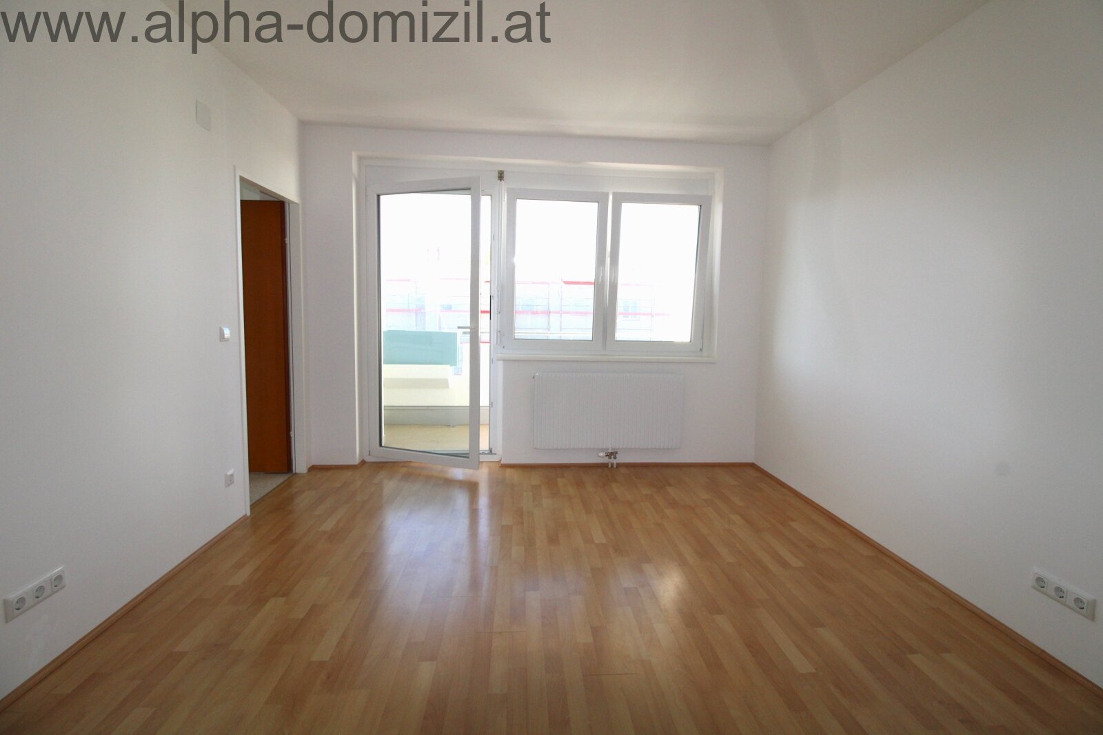Sportler und Anleger! Wohnung mit Loggia und Parkplatz Sportler und Anleger! Wohnung mit Loggia und Parkplatz